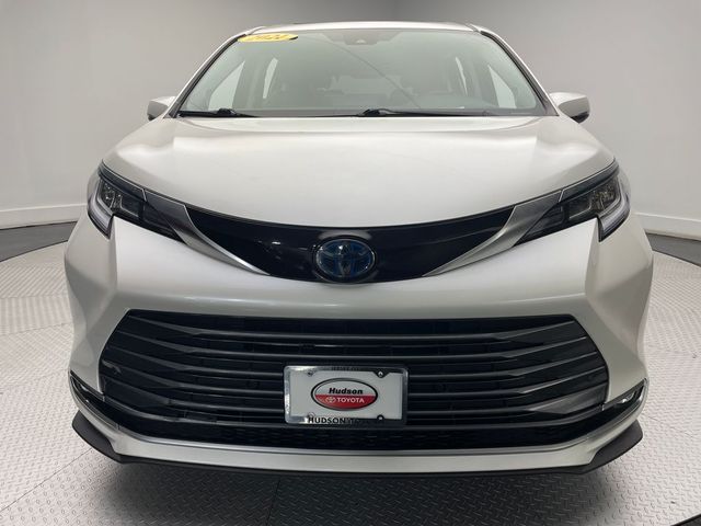 2021 Toyota Sienna Limited