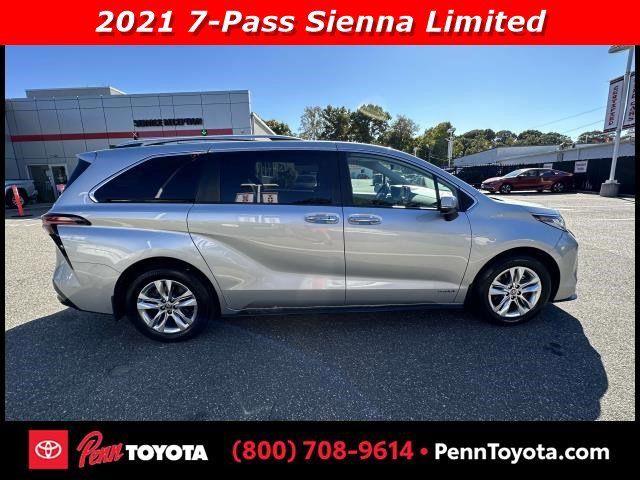 2021 Toyota Sienna Limited