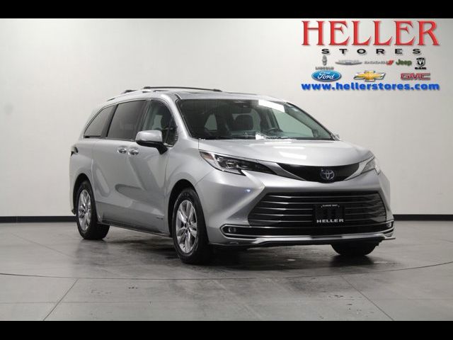 2021 Toyota Sienna Limited