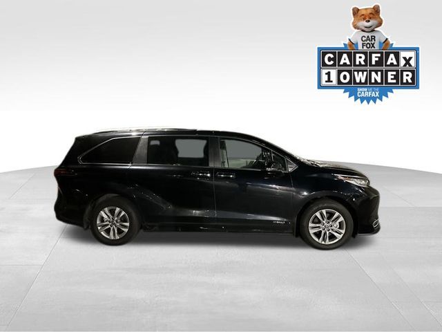 2021 Toyota Sienna Limited