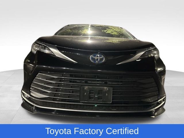 2021 Toyota Sienna Limited