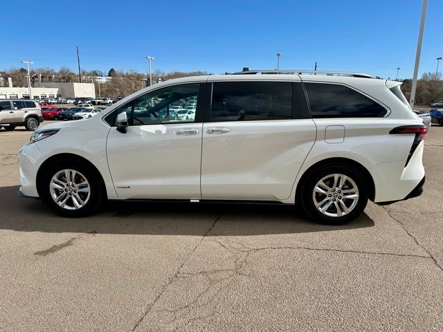 2021 Toyota Sienna Limited