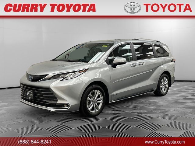 2021 Toyota Sienna Limited