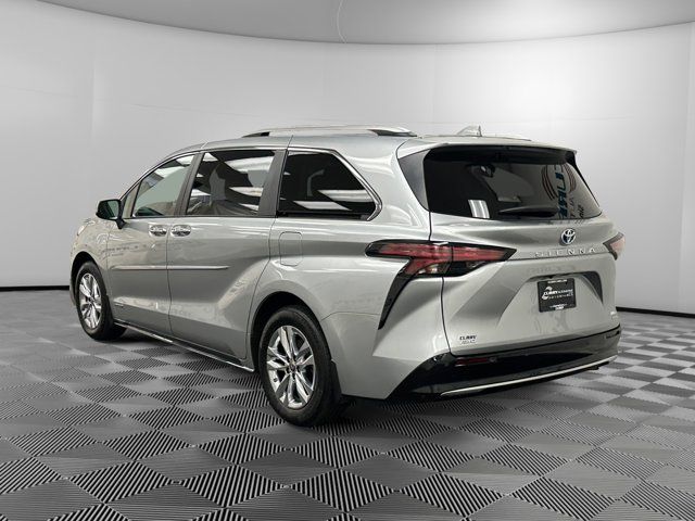 2021 Toyota Sienna Limited