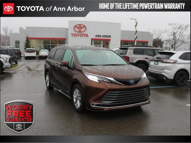 2021 Toyota Sienna Limited