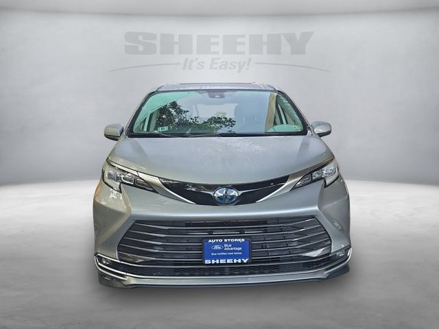 2021 Toyota Sienna Limited