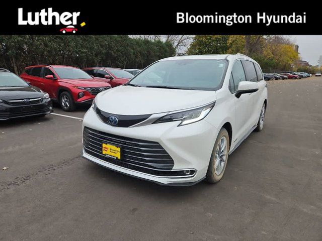 2021 Toyota Sienna Limited