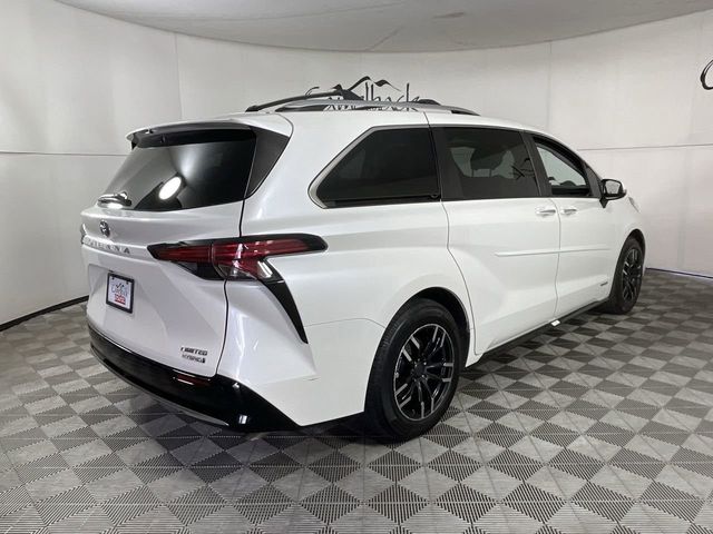 2021 Toyota Sienna Limited