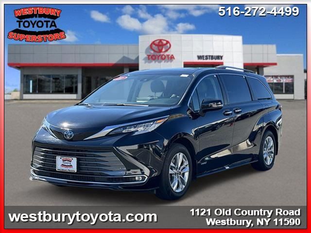 2021 Toyota Sienna Limited