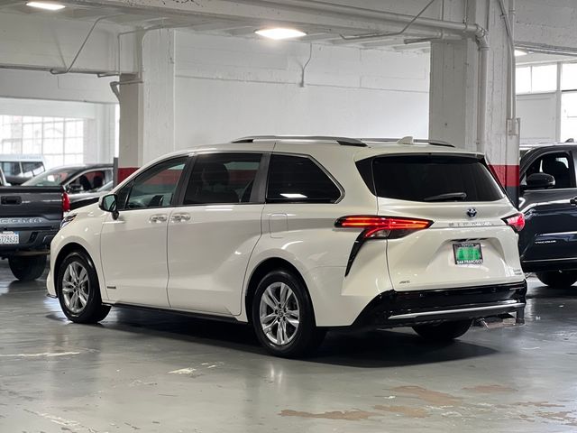 2021 Toyota Sienna Limited