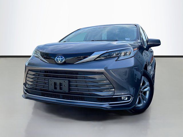 2021 Toyota Sienna Limited