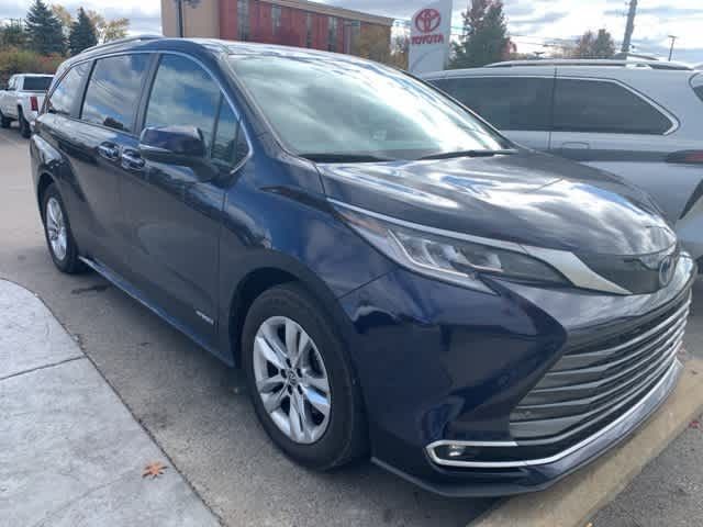 2021 Toyota Sienna Limited