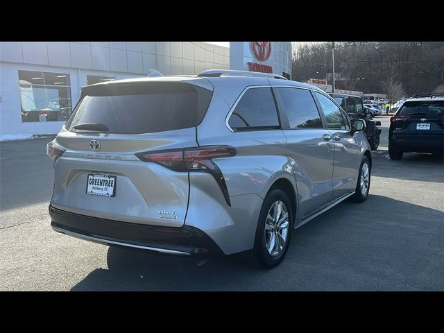 2021 Toyota Sienna Limited