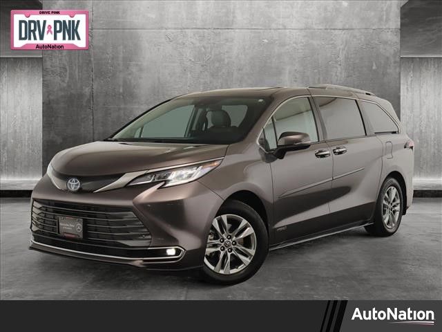 2021 Toyota Sienna Limited