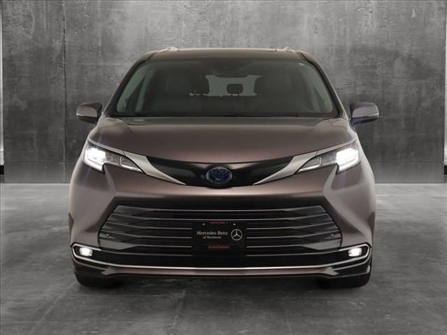 2021 Toyota Sienna Limited