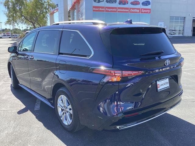 2021 Toyota Sienna 