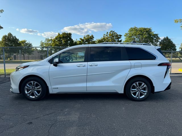 2021 Toyota Sienna Platinum