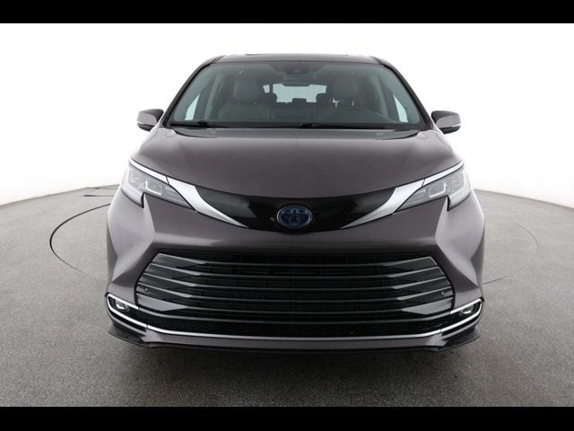 2021 Toyota Sienna Limited