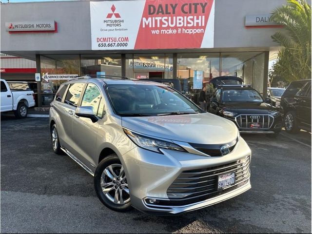 2021 Toyota Sienna Limited