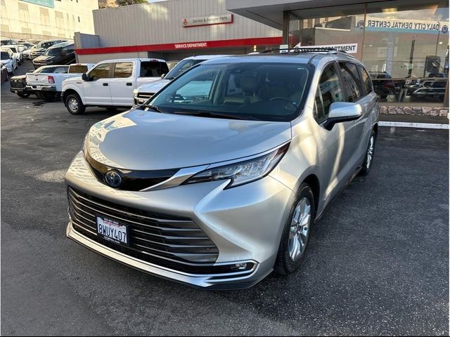 2021 Toyota Sienna Limited