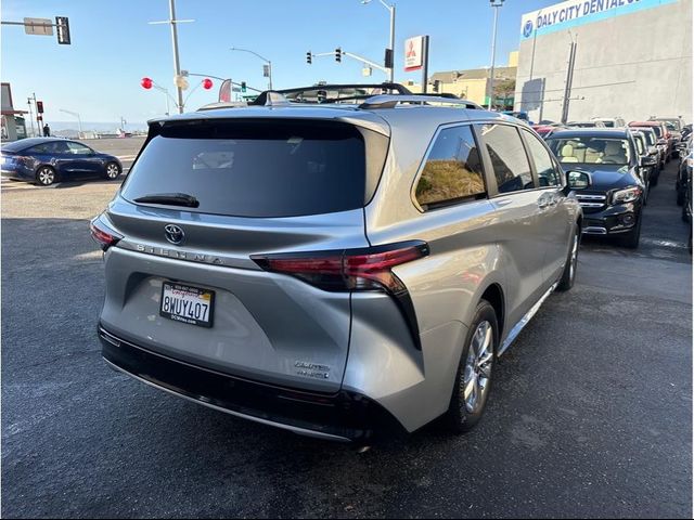 2021 Toyota Sienna Limited