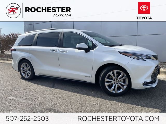 2021 Toyota Sienna Platinum