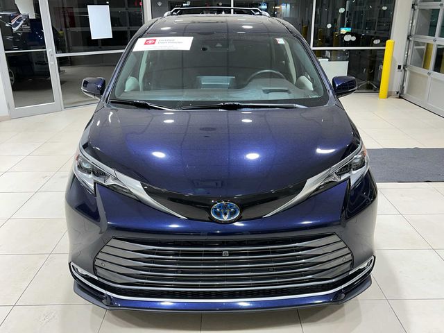 2021 Toyota Sienna Platinum