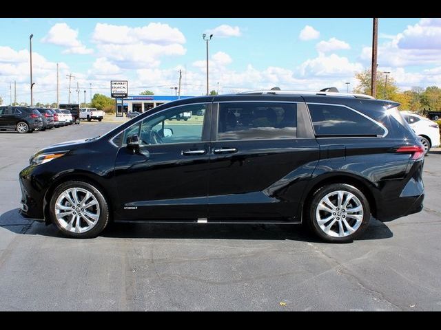 2021 Toyota Sienna Platinum