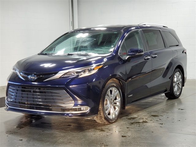 2021 Toyota Sienna Platinum