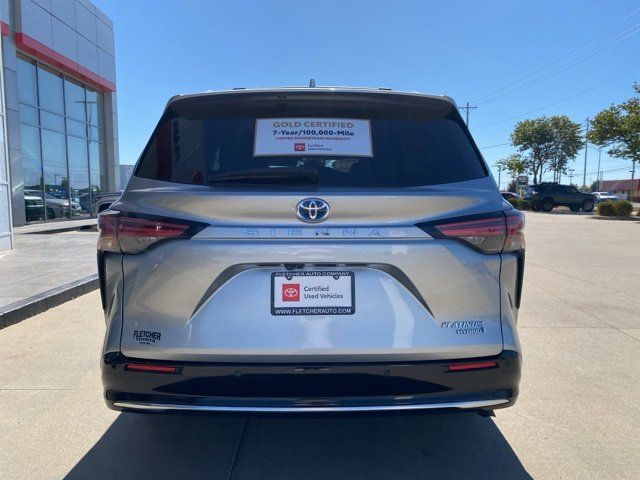 2021 Toyota Sienna Platinum