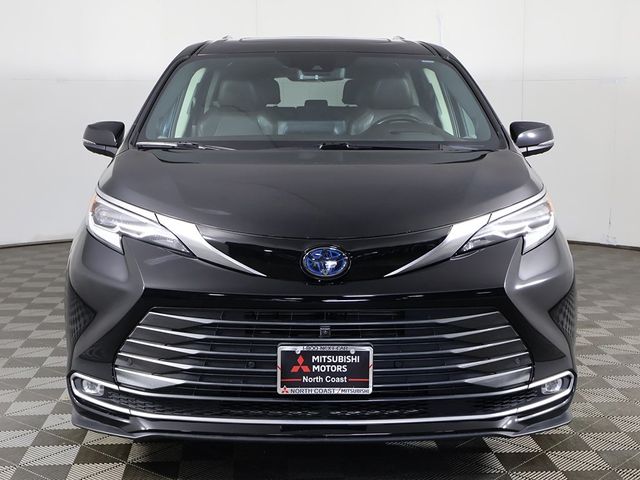 2021 Toyota Sienna Platinum