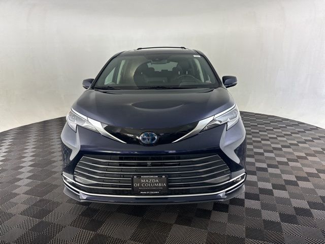 2021 Toyota Sienna Platinum