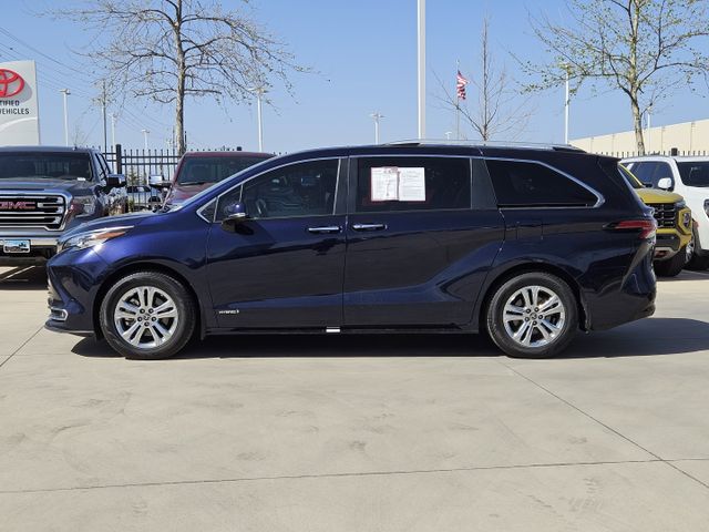2021 Toyota Sienna Platinum