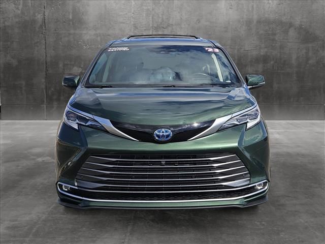 2021 Toyota Sienna Platinum