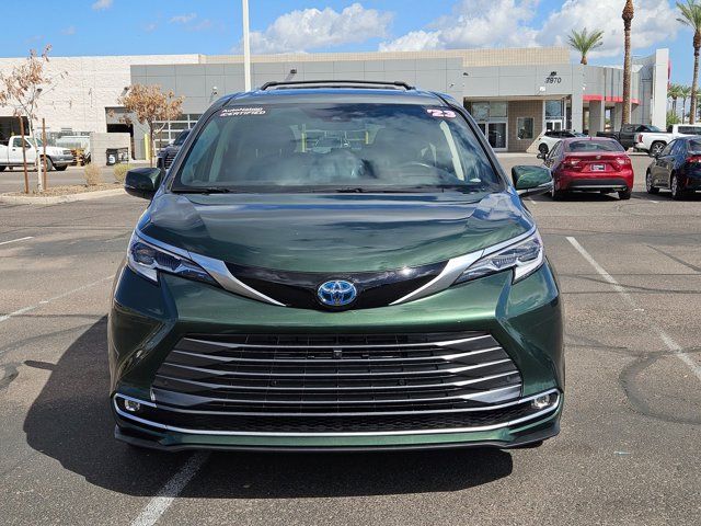 2021 Toyota Sienna Platinum