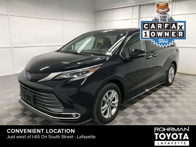 2021 Toyota Sienna Platinum