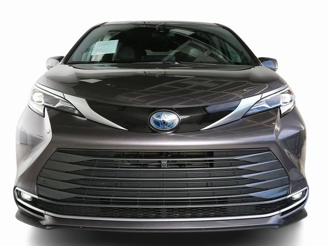 2021 Toyota Sienna Platinum