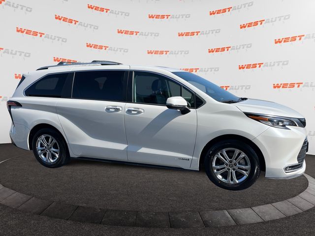 2021 Toyota Sienna Platinum