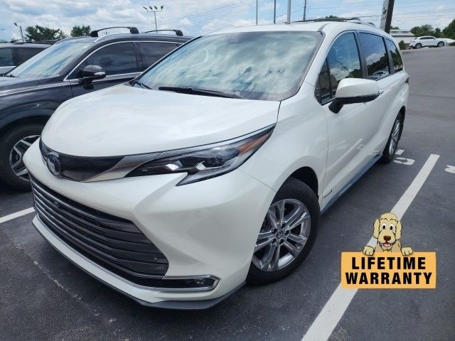 2021 Toyota Sienna Platinum