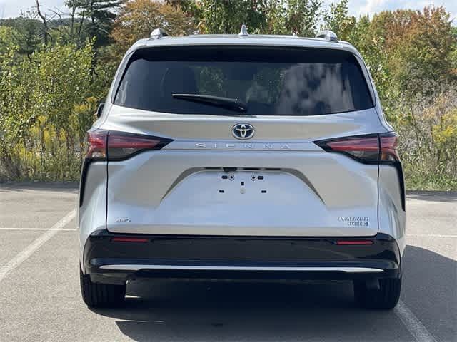 2021 Toyota Sienna Platinum