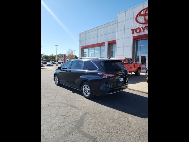 2021 Toyota Sienna Limited