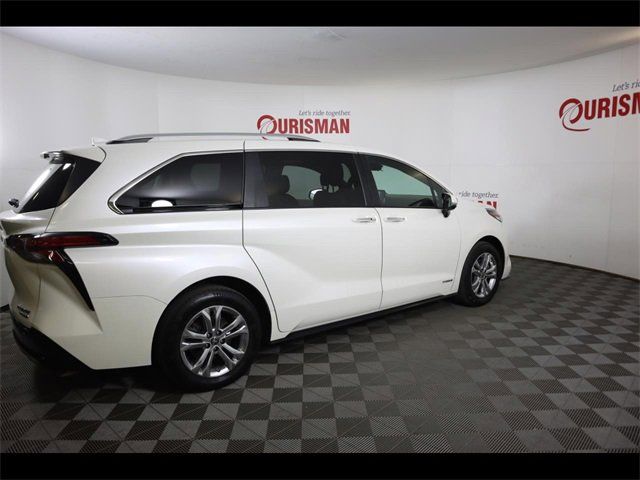 2021 Toyota Sienna Platinum