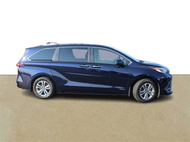 2021 Toyota Sienna Platinum