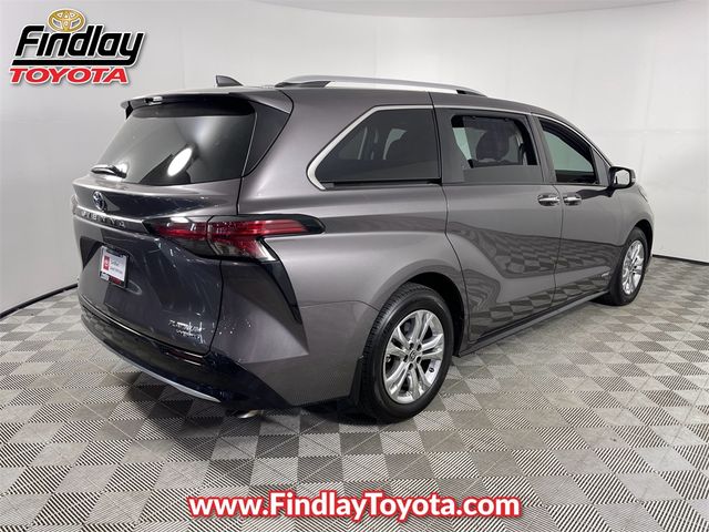 2021 Toyota Sienna Platinum