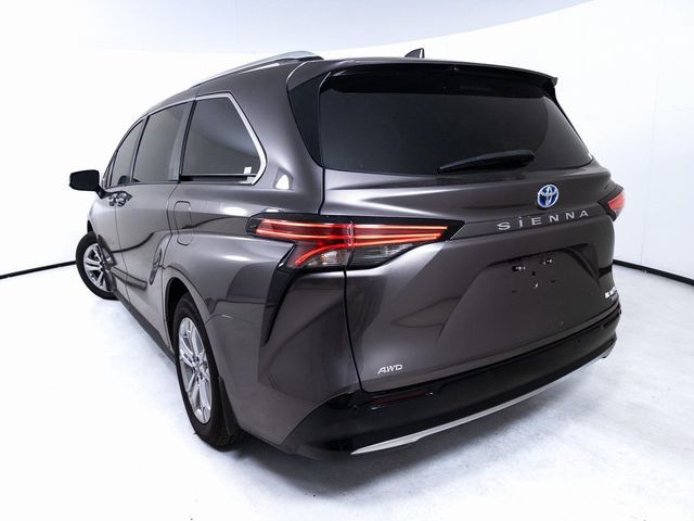 2021 Toyota Sienna Platinum