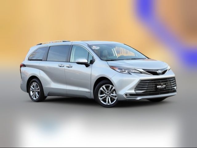 2021 Toyota Sienna Platinum