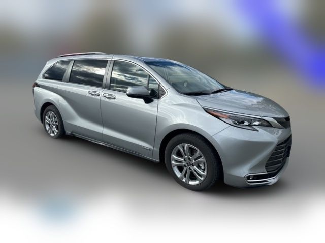 2021 Toyota Sienna Platinum