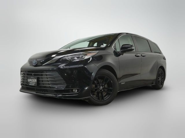 2021 Toyota Sienna Platinum