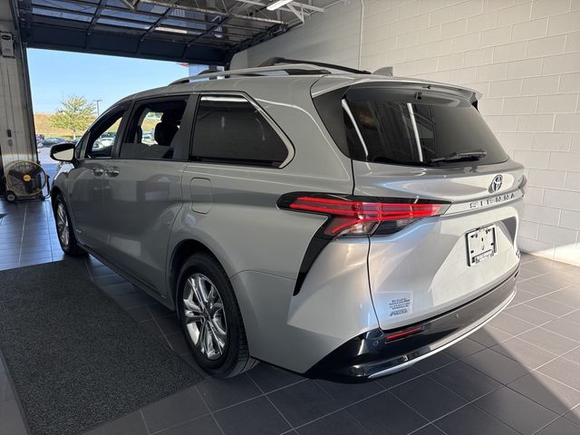 2021 Toyota Sienna Platinum