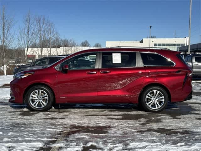 2021 Toyota Sienna Platinum